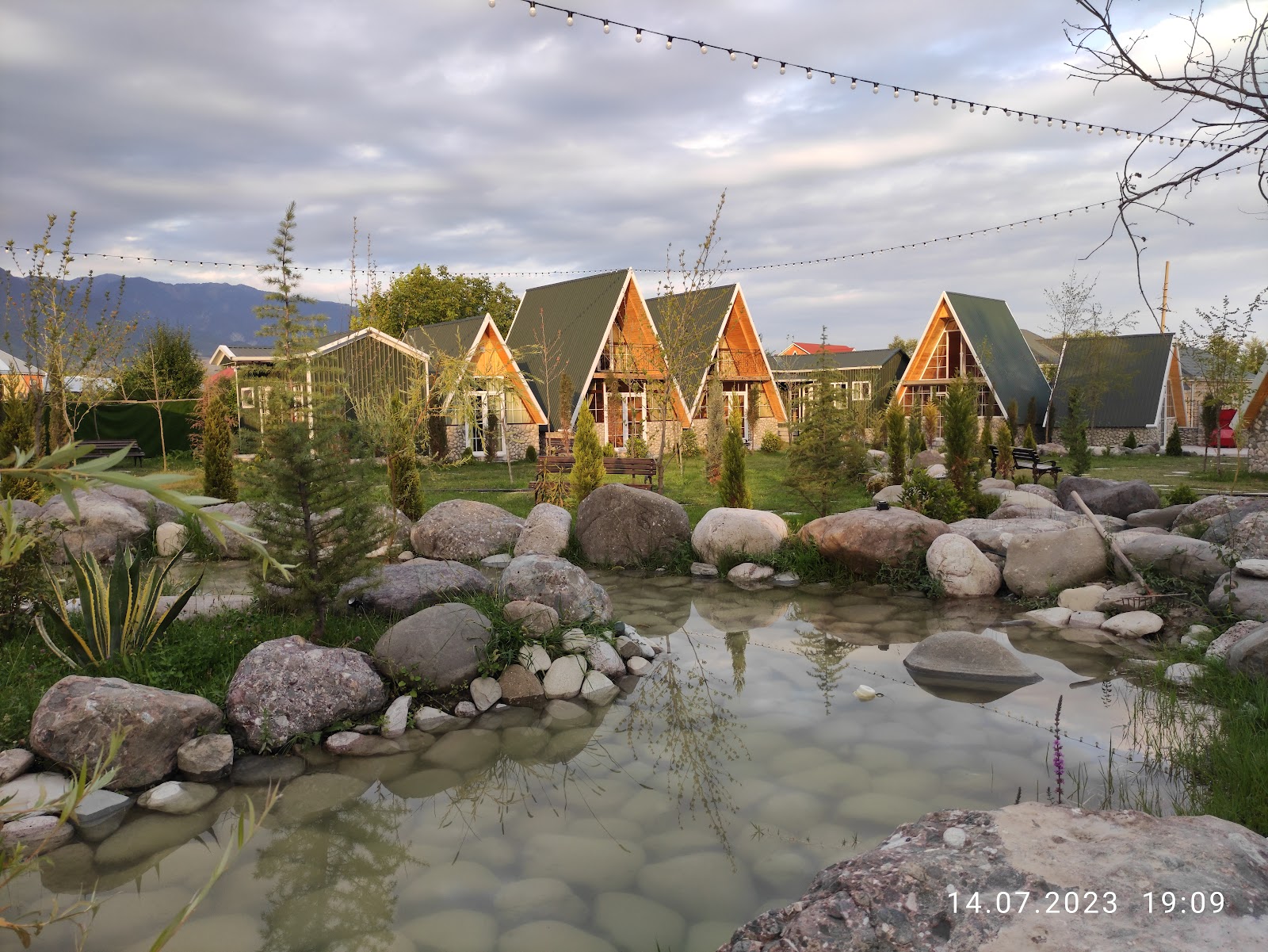 Mican Riverside 4