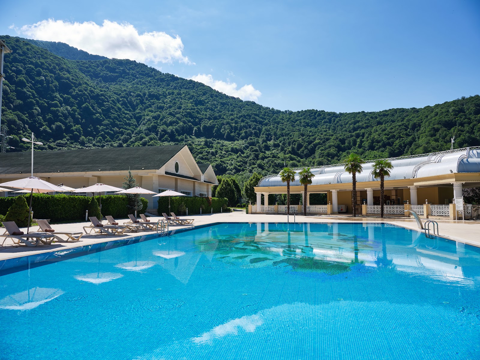 Qafqaz Riverside Hotel 2