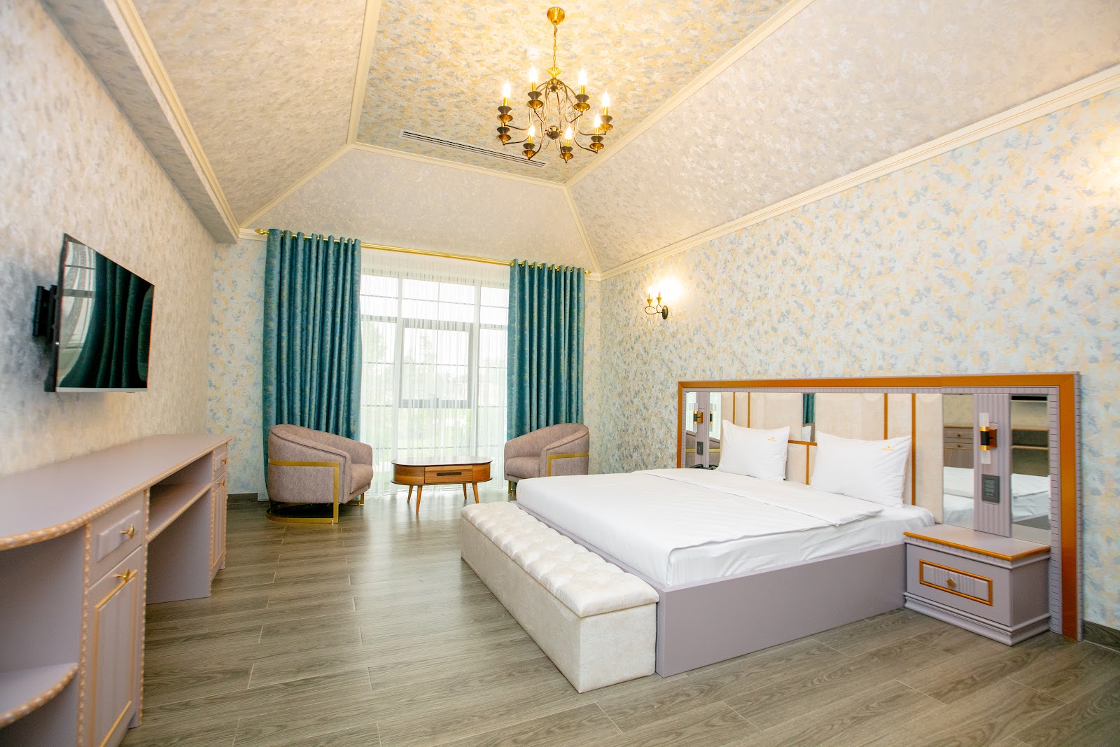 Nohur Otel 4