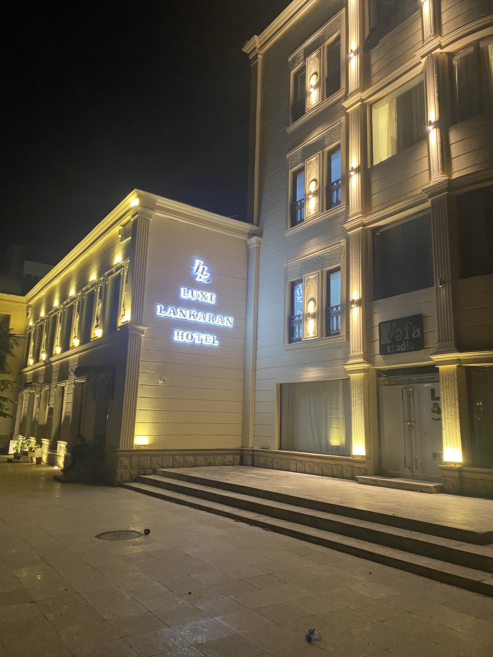 Luxe Lankaran Hotel