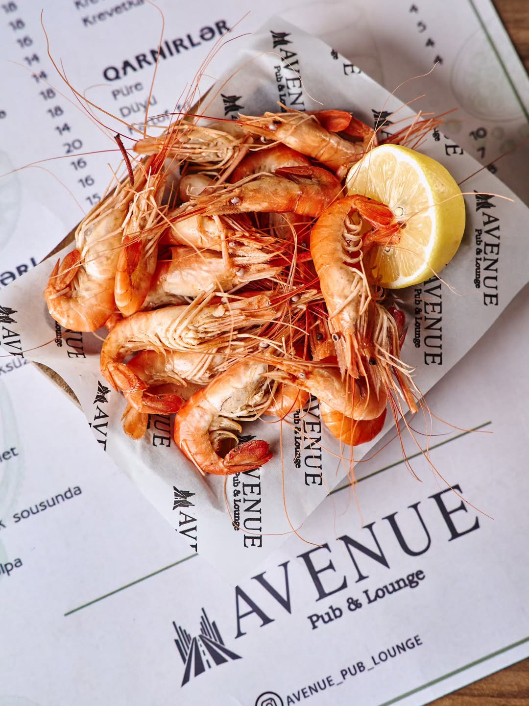 Avenue Pub & Lounge 3
