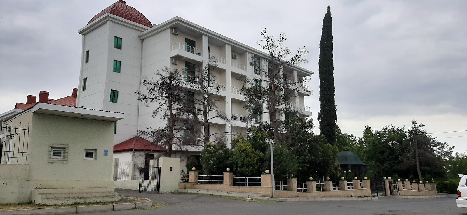 Kəpəz Sağlamlıq Mərkəzi və Otel Naftalan 2