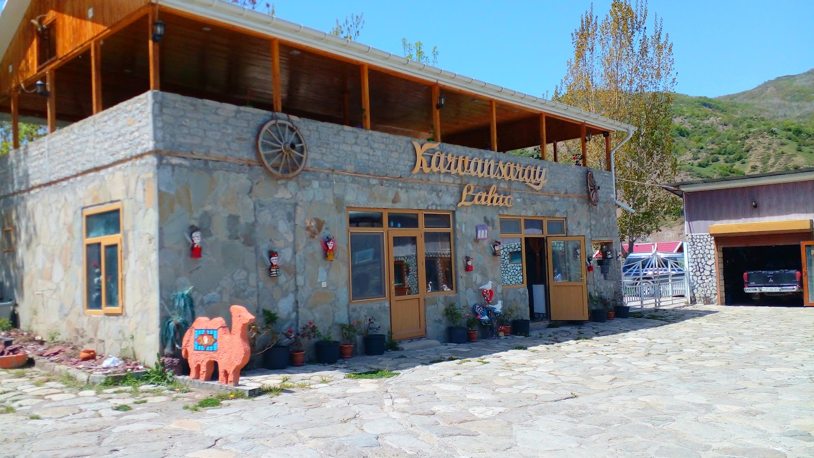 Karvansaray Lahic 4