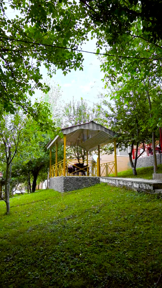 Veles Garden Hotel & Restaurant 5