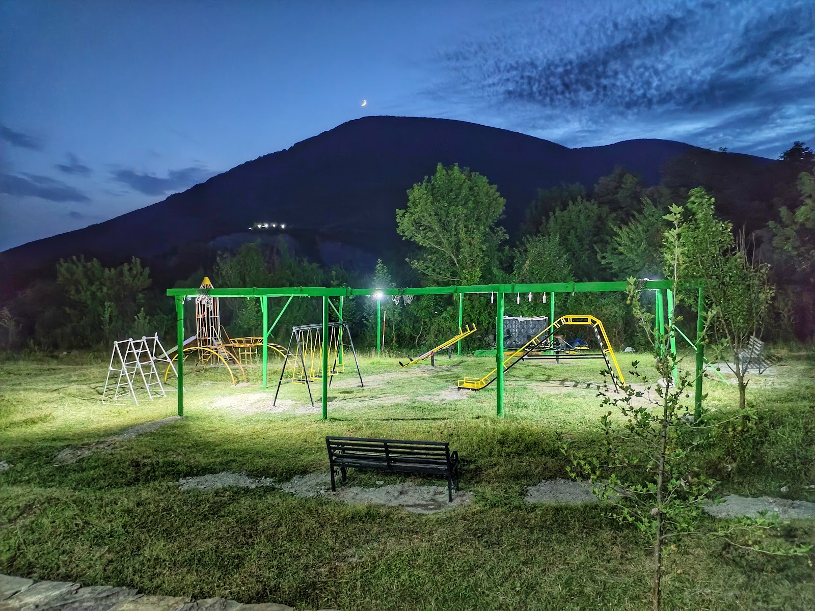 F Garden Holiday Village Sheki 5