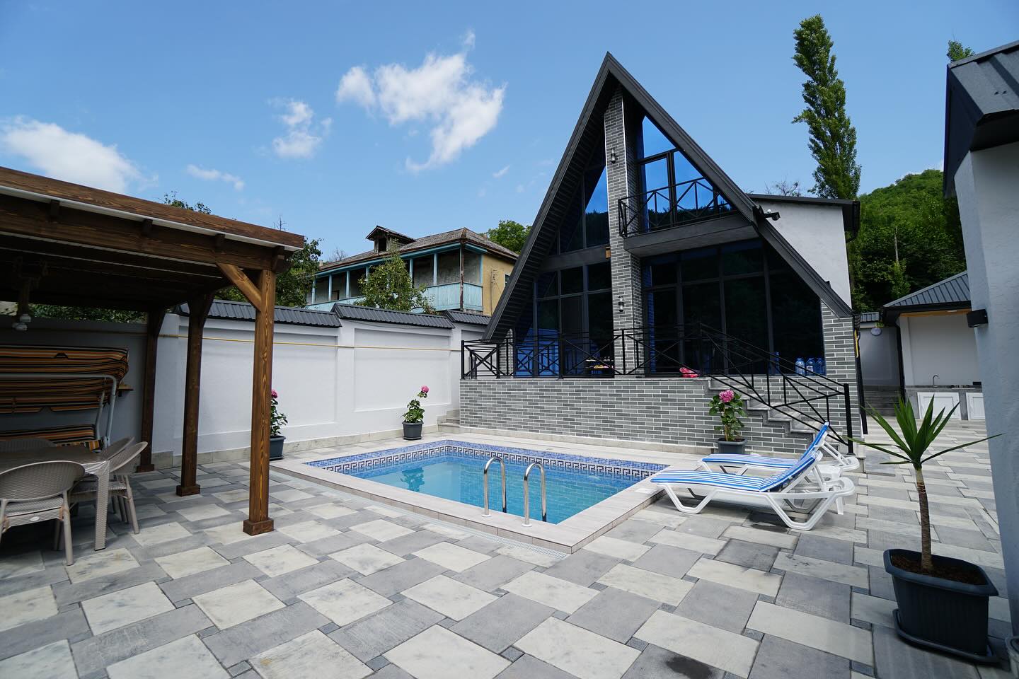 Qusar A-Frame Villa