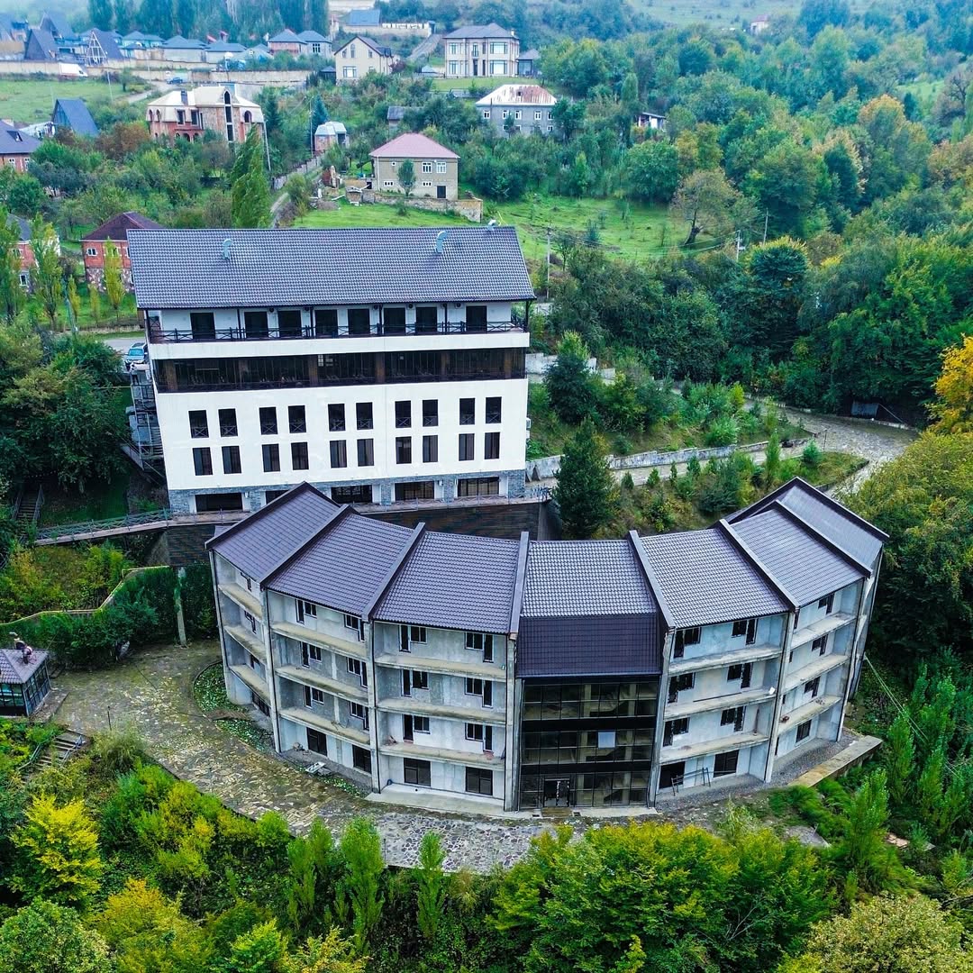 Randevue Hotel & Restaurant