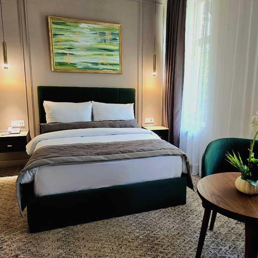 Maestro Address Hotel 5