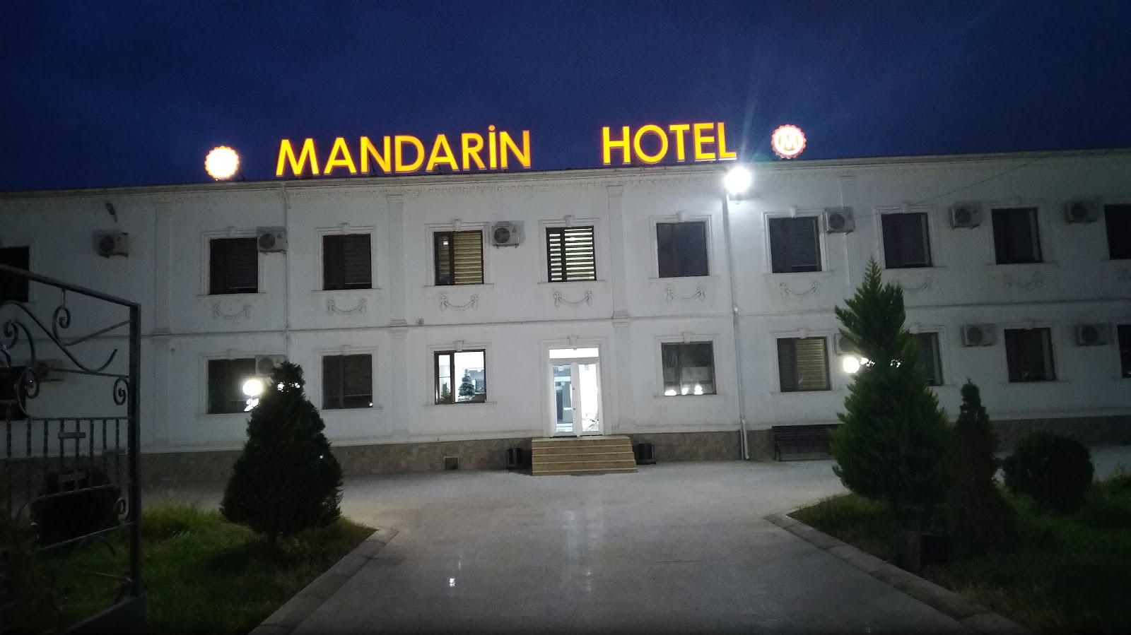 MANDARİN Hotel & Restaurant
