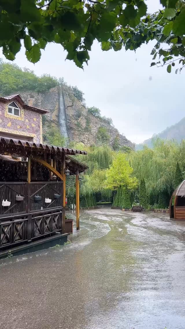Nazlı Bulaq 5