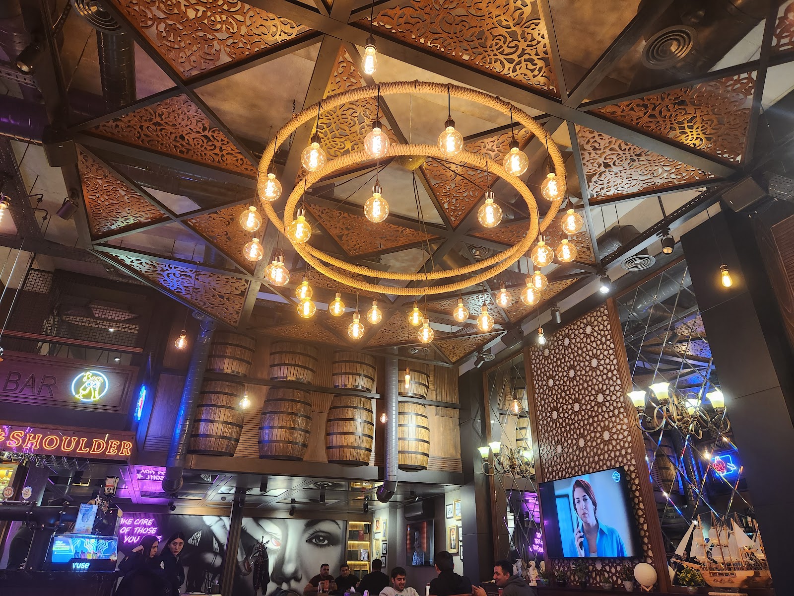 Ice Pub & Restaurant (Narimanov) 2